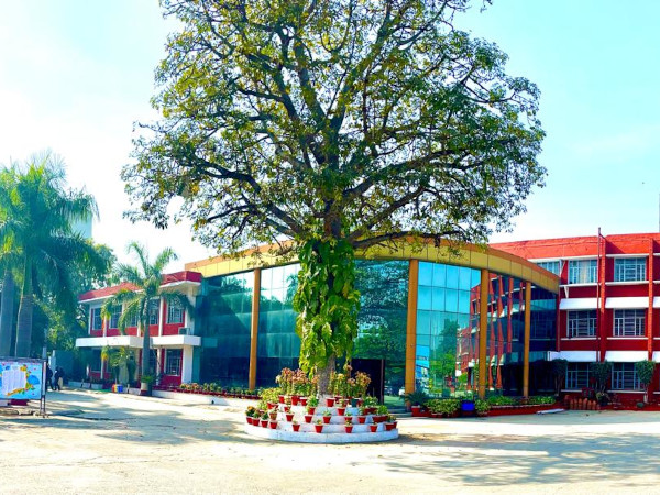 uploads/WhatsApp Image 2024-11-13 at 1.13.07 PM-1751041339.jpeg